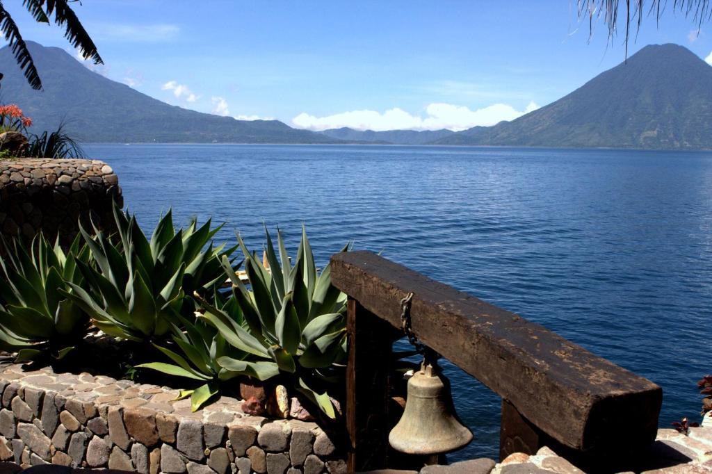 Laguna Lodge Eco-Resort & Nature Reserve Santa Cruz La Laguna Bagian luar foto